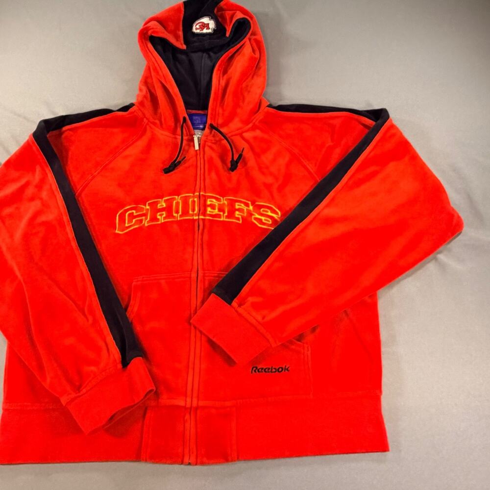 KC Chiefs Women's Full Zip Hoodie Sweatshirt Red, Size L Cropped Red Full Zip